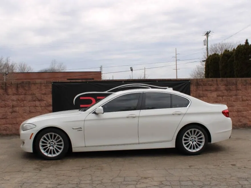 2011 Bmw 535i xDrive photo 1