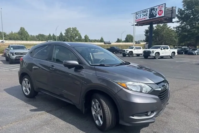 2017 Honda HR-V EX-L 2WD photo 1