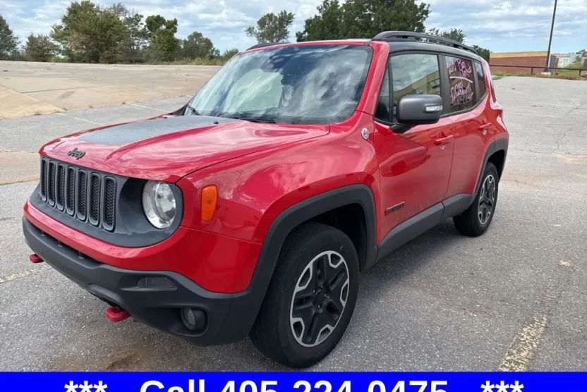 2015 Jeep Renegade Trailhawk photo 1