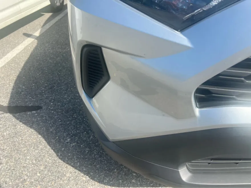 2024 Toyota RAV4 LE photo 1