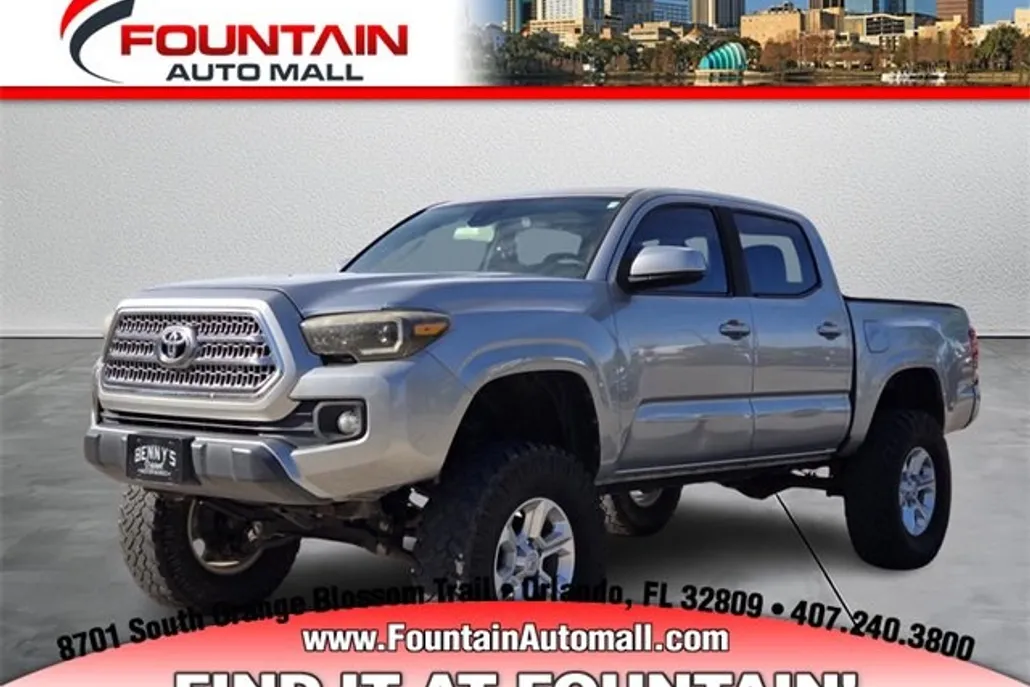 2019 Toyota Tacoma SR Double Cab photo 1