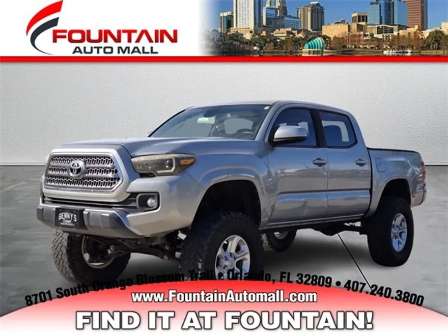 2019 Toyota Tacoma SR Double Cab photo 1