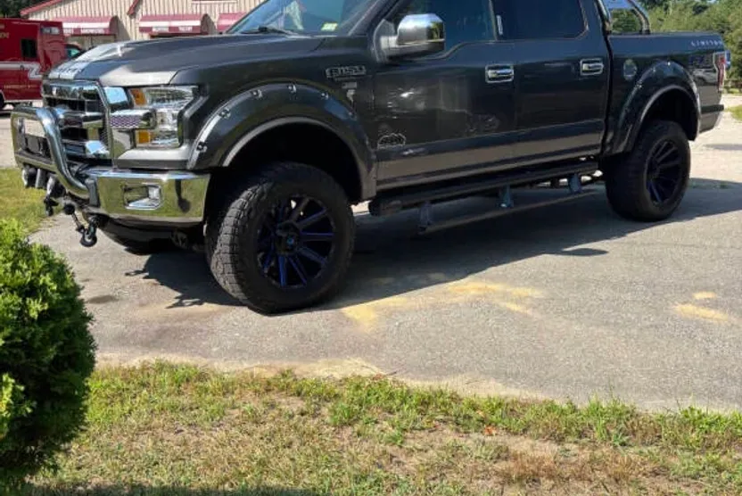 2016 Ford F-150 XLT photo 1