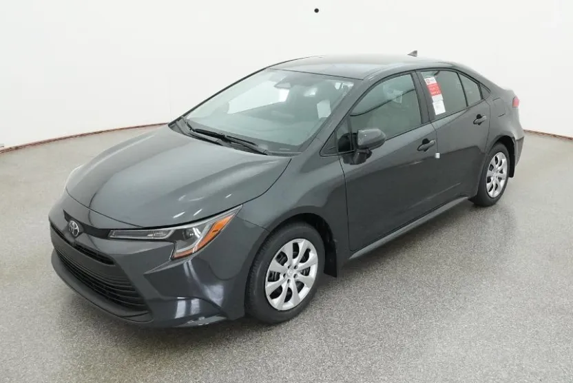 2026 Toyota Corolla LE photo 1