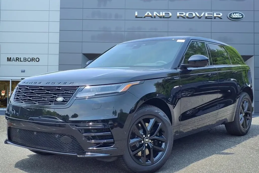 2026 Land Rover Range Rover Velar SE photo 1
