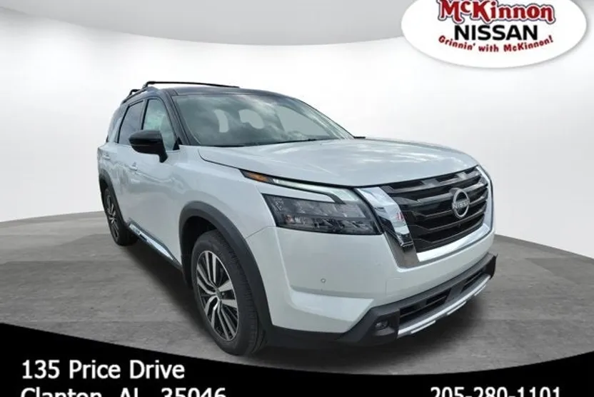 2025 Nissan Pathfinder Platinum photo 1