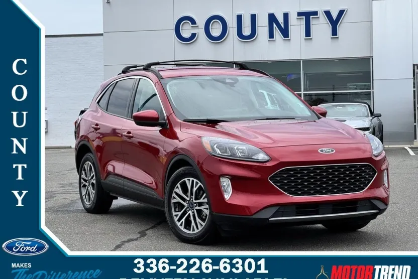 2022 Ford Escape SEL photo 1