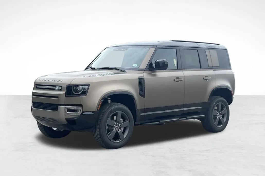 2025 Land Rover Defender 110 X-Dynamic SE photo 1
