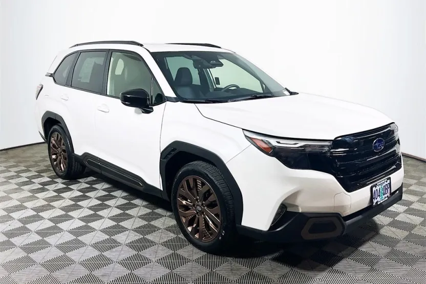 2025 Subaru Forester Sport photo 1