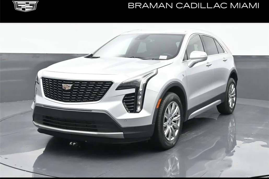 2021 Cadillac XT4 Premium Luxury photo 1