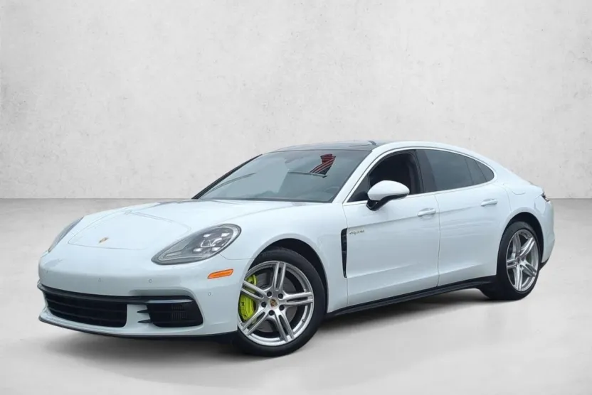2019 Porsche Panamera E-Hybrid 4 photo 1