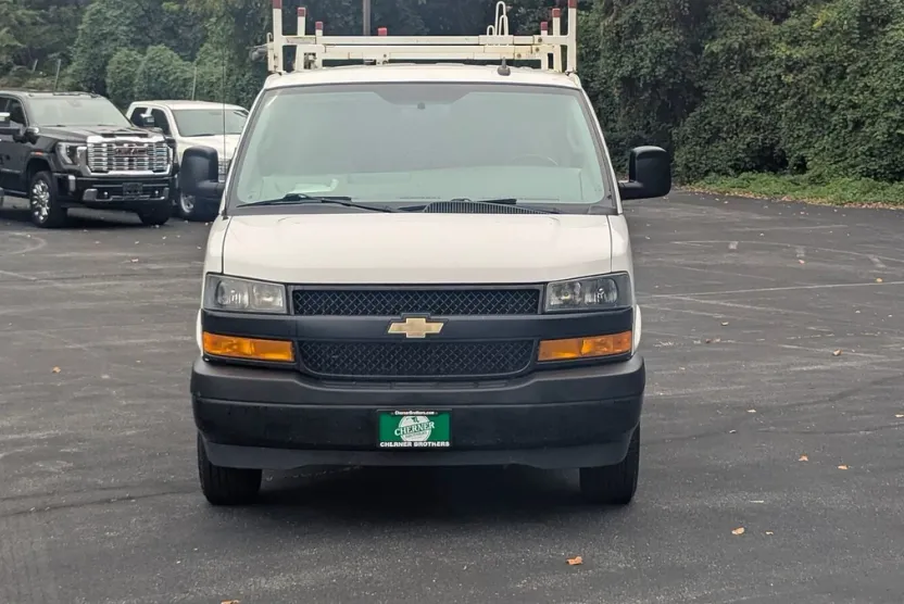 2019 Chevrolet Express 3500 Work Van photo 1
