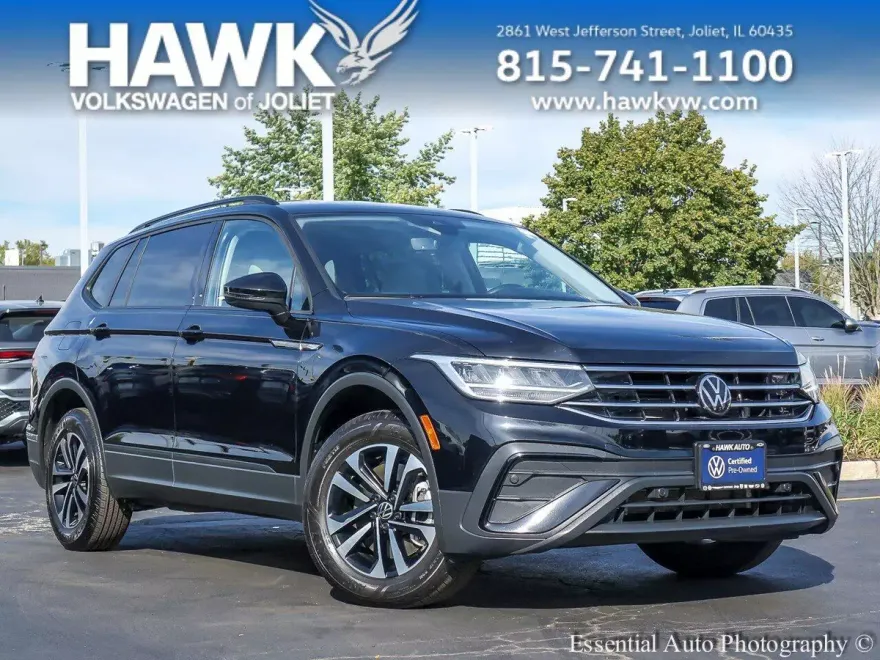 2024 Volkswagen Tiguan S photo 1