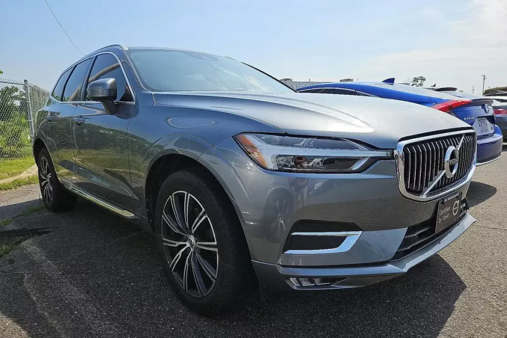 2020 Volvo XC60 T5 Inscription photo 1