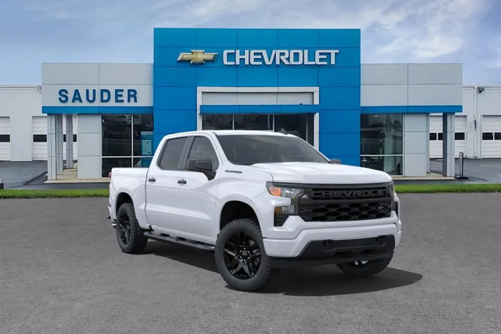 2025 Chevrolet Silverado 1500 Custom photo 1