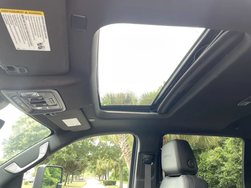 2024 Gmc Sierra 2500 HD AT4 photo 1