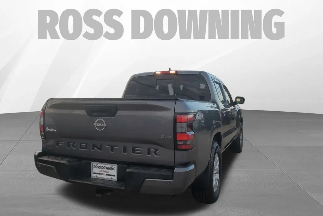 2022 Nissan Frontier SV photo 1
