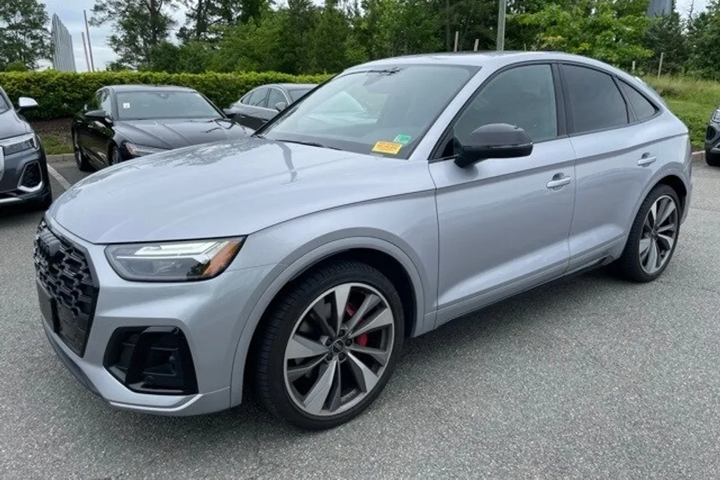 2024 Audi SQ5 Premium Plus photo 1
