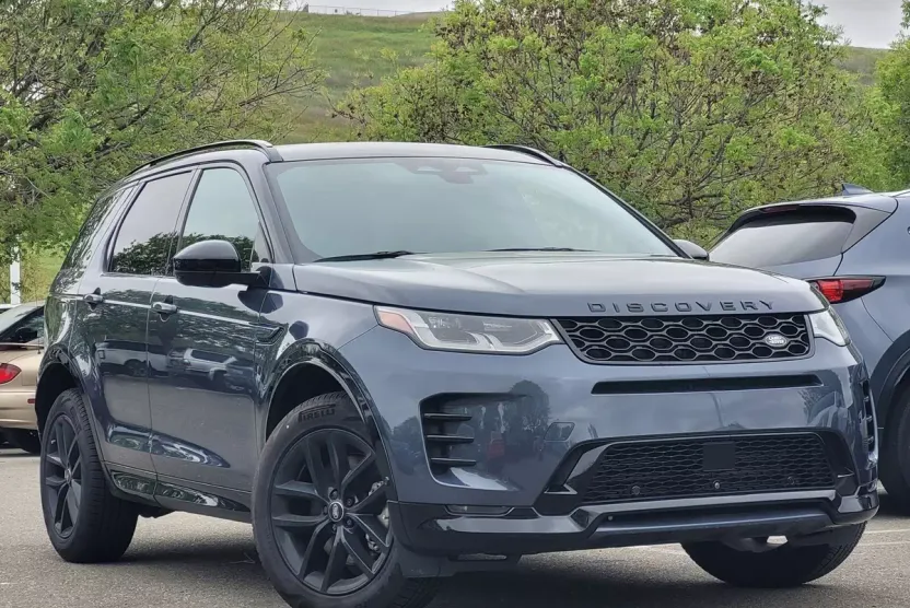 2024 Land Rover Discovery Sport Dynamic SE photo 1