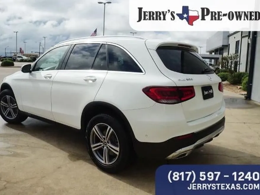 2022 Mercedes Benz GLC 300 photo 1