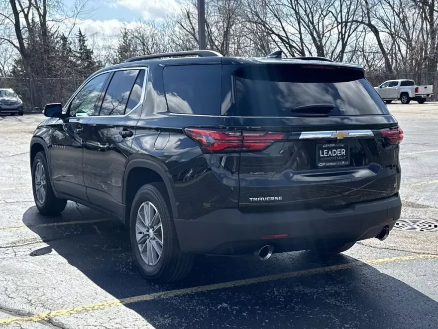 2022 Chevrolet Traverse 1LT photo 1
