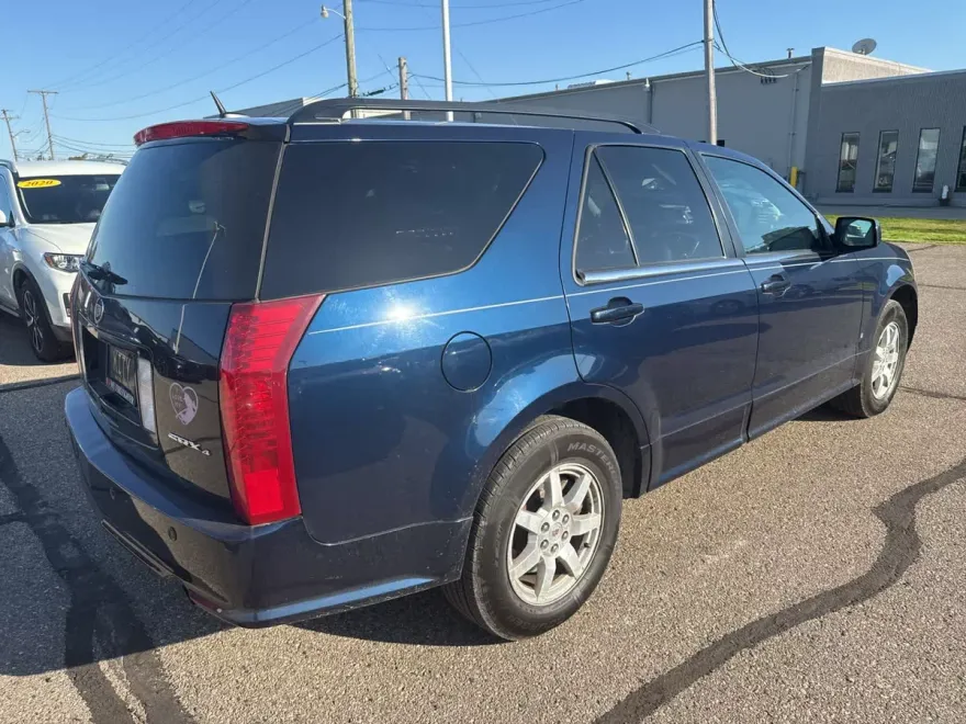 2008 Cadillac SRX V6 photo 1