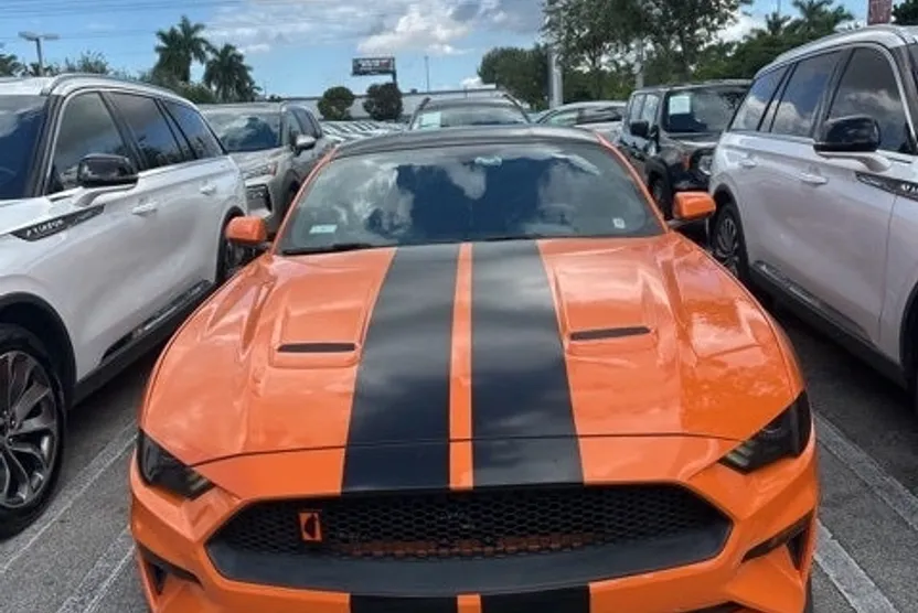 2020 Ford Mustang GT Premium photo 1