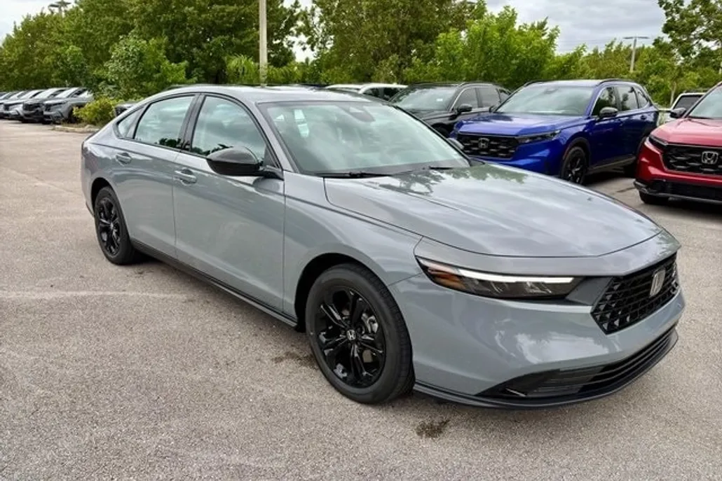 2025 Honda Accord SE photo 1