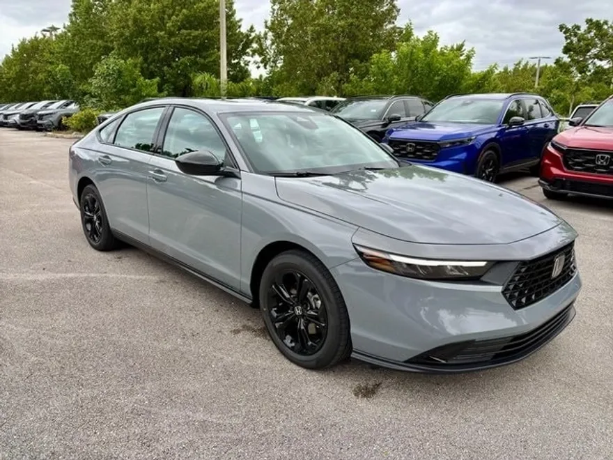 2025 Honda Accord SE photo 1