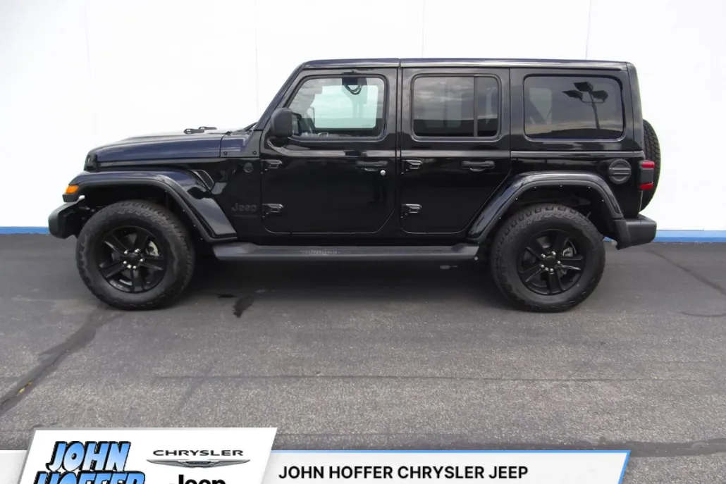 2021 Jeep Wrangler Unlimited Sahara Altitude photo 1
