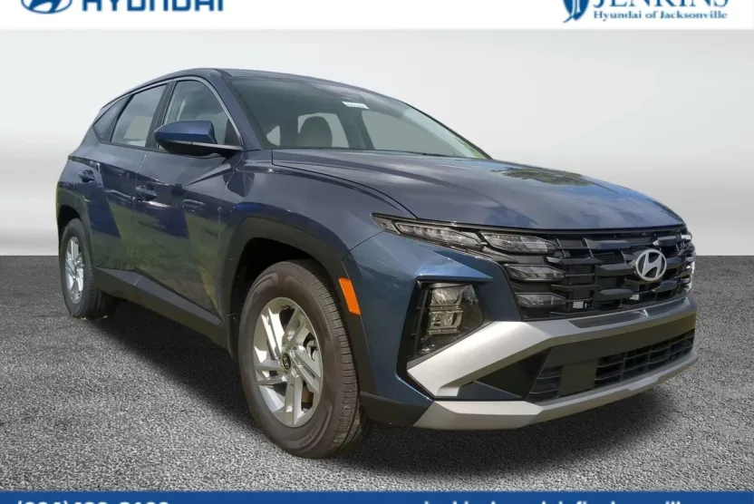 2026 Hyundai Tucson SE photo 1