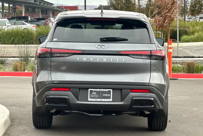 2025 Infiniti QX60 Pure photo 1