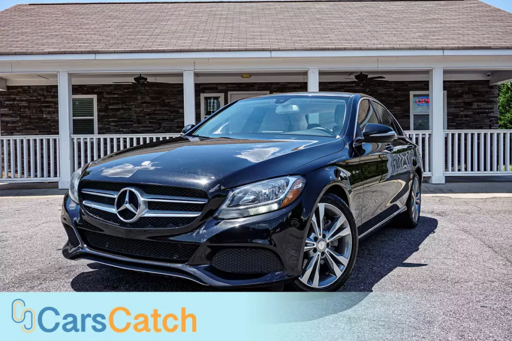 2015 Mercedes Benz C photo 1