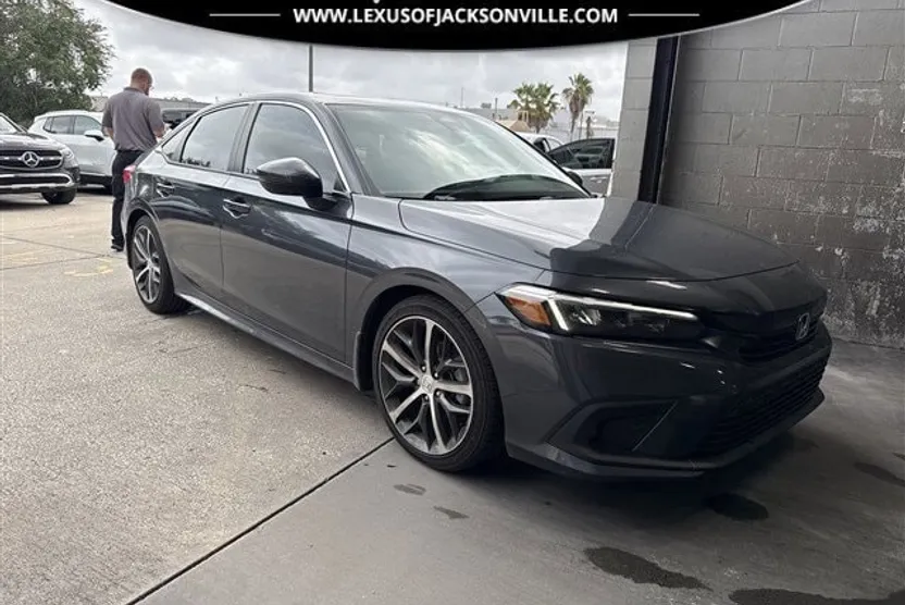 2024 Honda Civic Touring photo 1