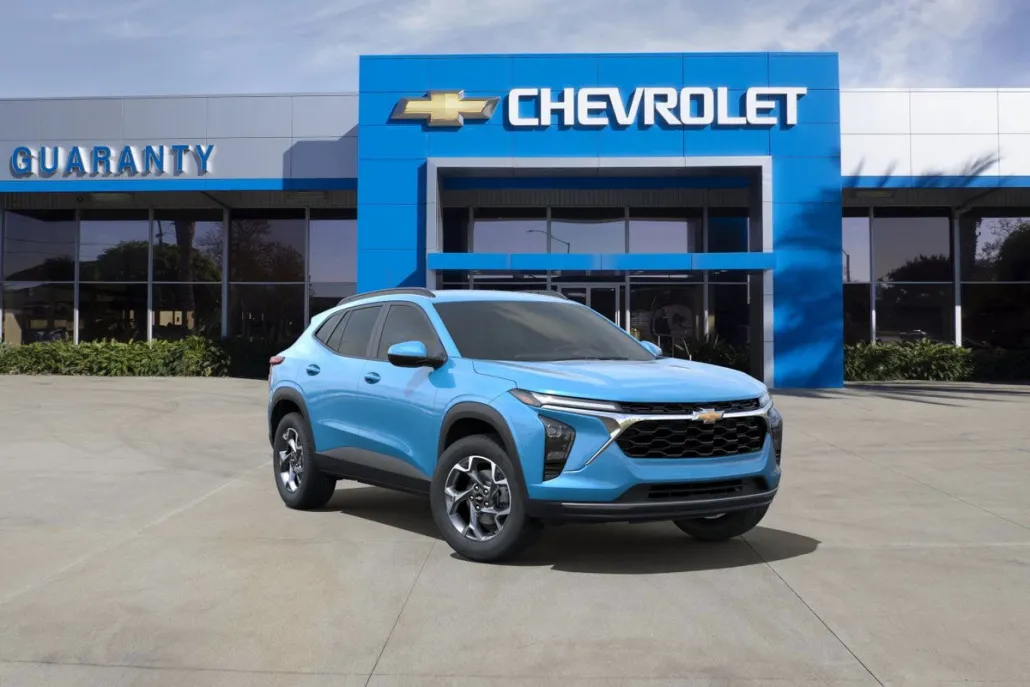 2025 Chevrolet Trax LT photo 1