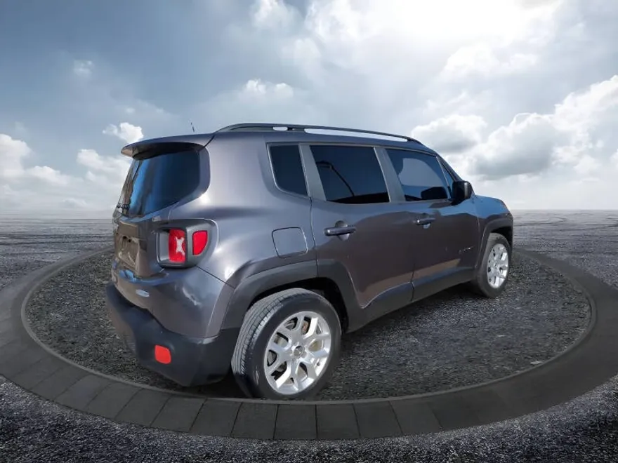 2018 Jeep Renegade Latitude North Edition photo 1