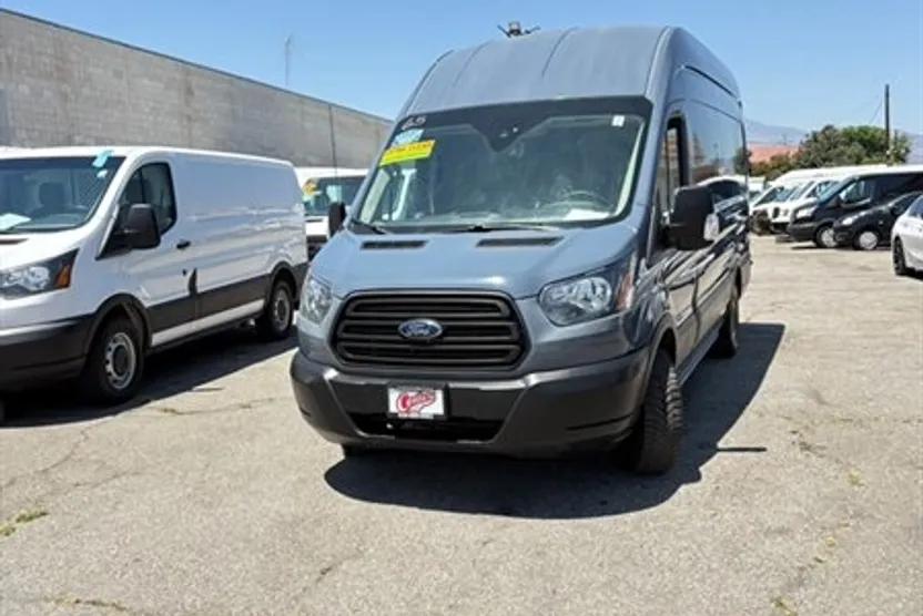 2019 Ford Transit photo 1