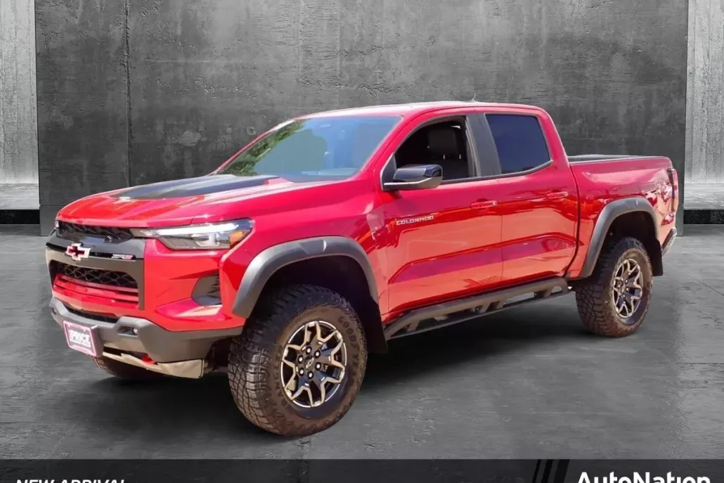 2024 Chevrolet Colorado ZR2 photo 1