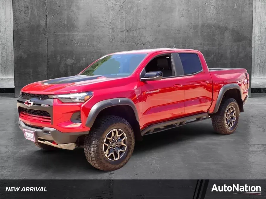 2024 Chevrolet Colorado ZR2 photo 1