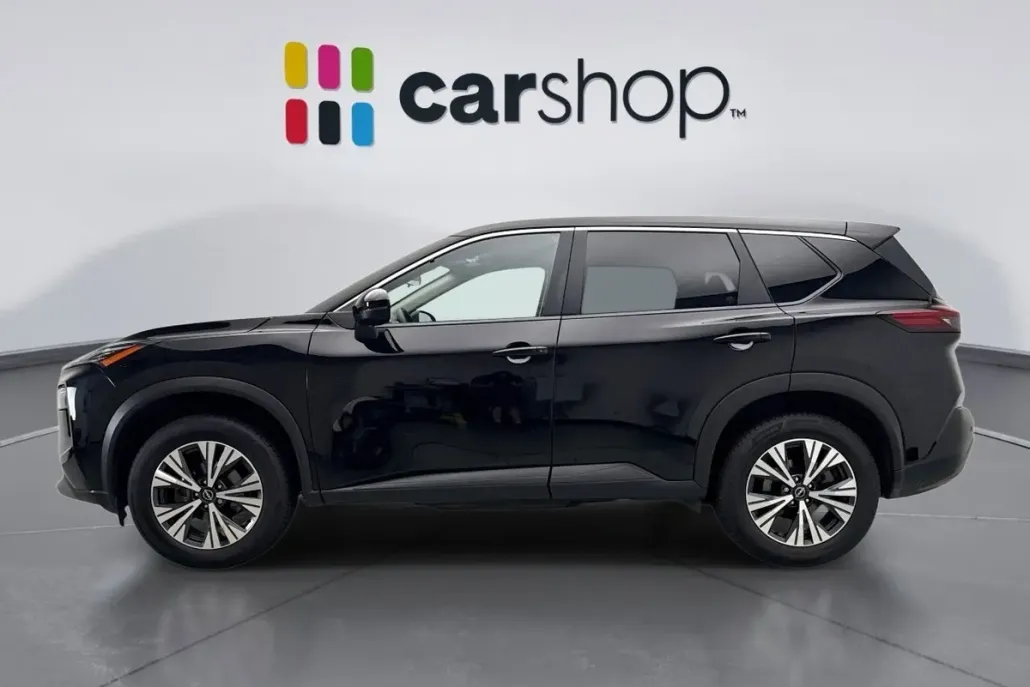 2023 Nissan Rogue SV photo 1