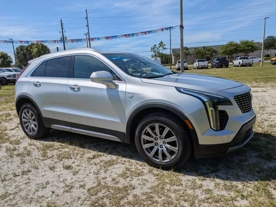 2019 Cadillac XT4 Premium Luxury photo 1