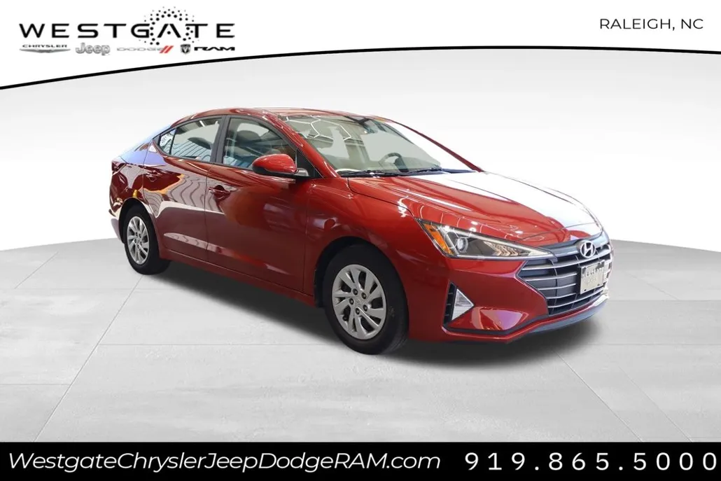 2020 Hyundai Elantra SE photo 1