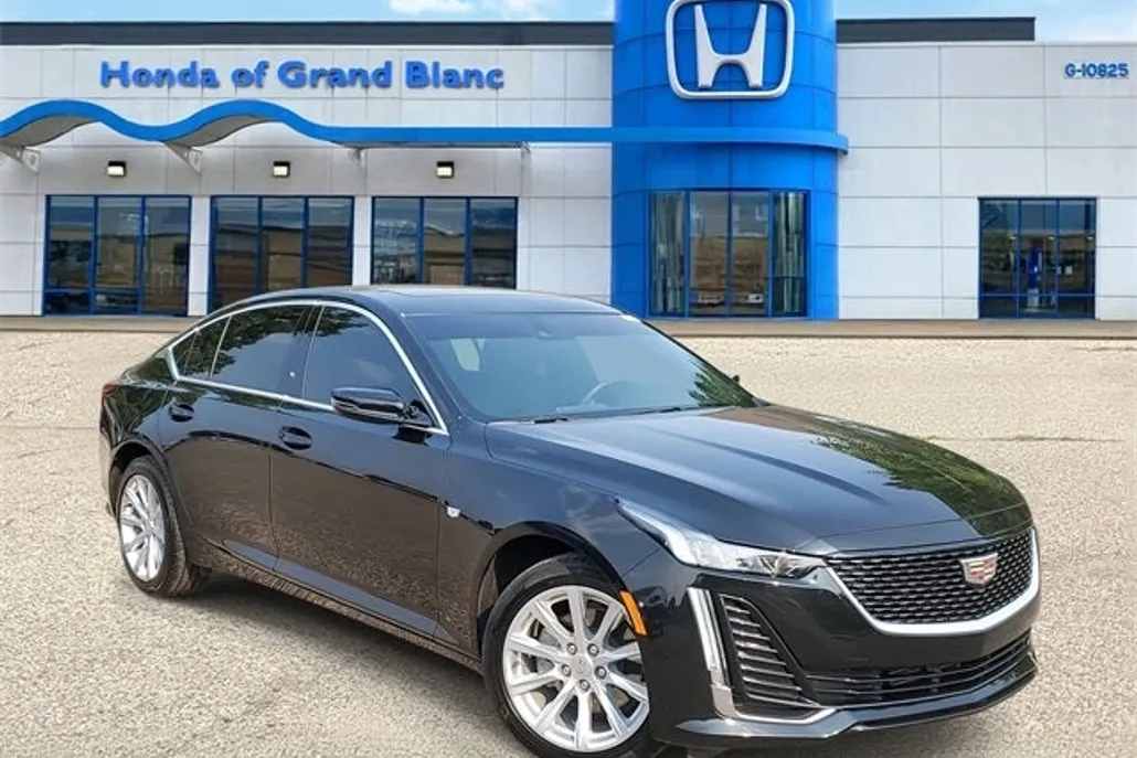 2024 Cadillac CT5 Luxury photo 1