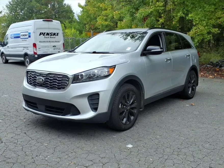 2020 Kia Sorento S V6 photo 1