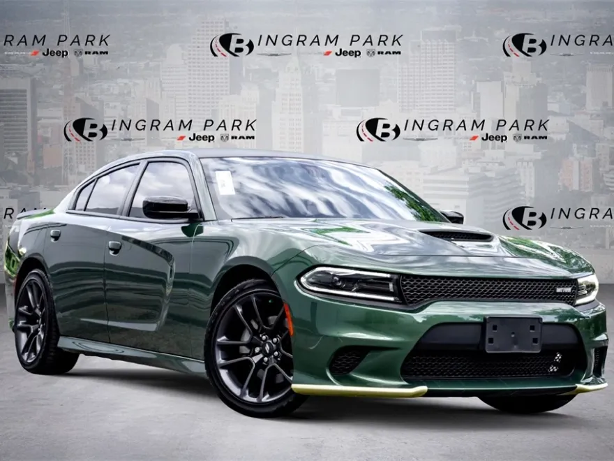 2023 Dodge Charger R/T photo 1