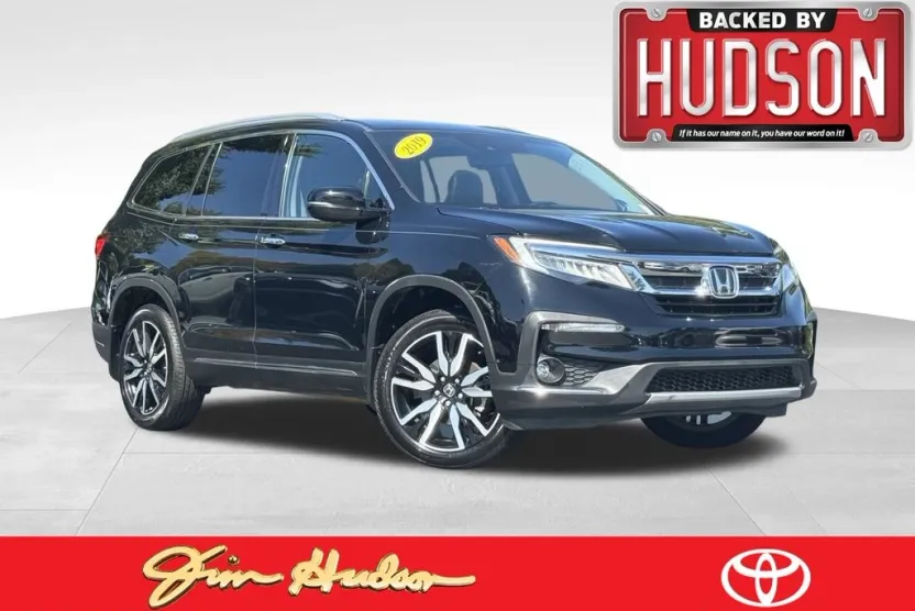 2019 Honda Pilot Touring photo 1