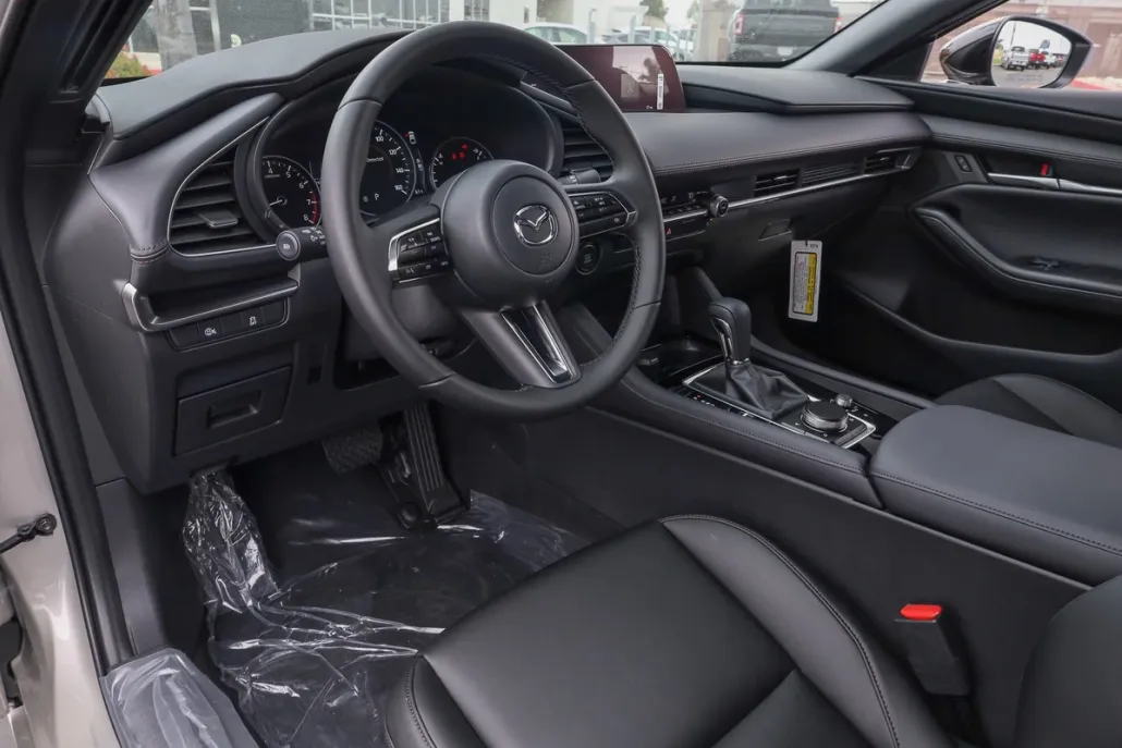 2025 Mazda Mazda3 Hatchback 2.5 Select Sport photo 1