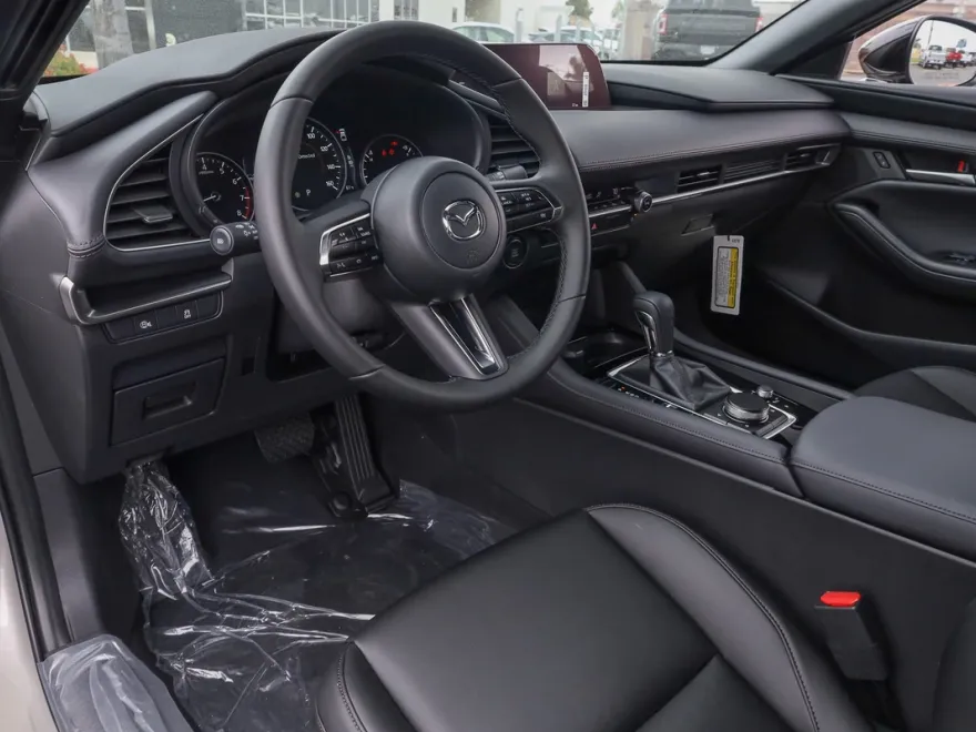 2025 Mazda Mazda3 Hatchback 2.5 Select Sport photo 1