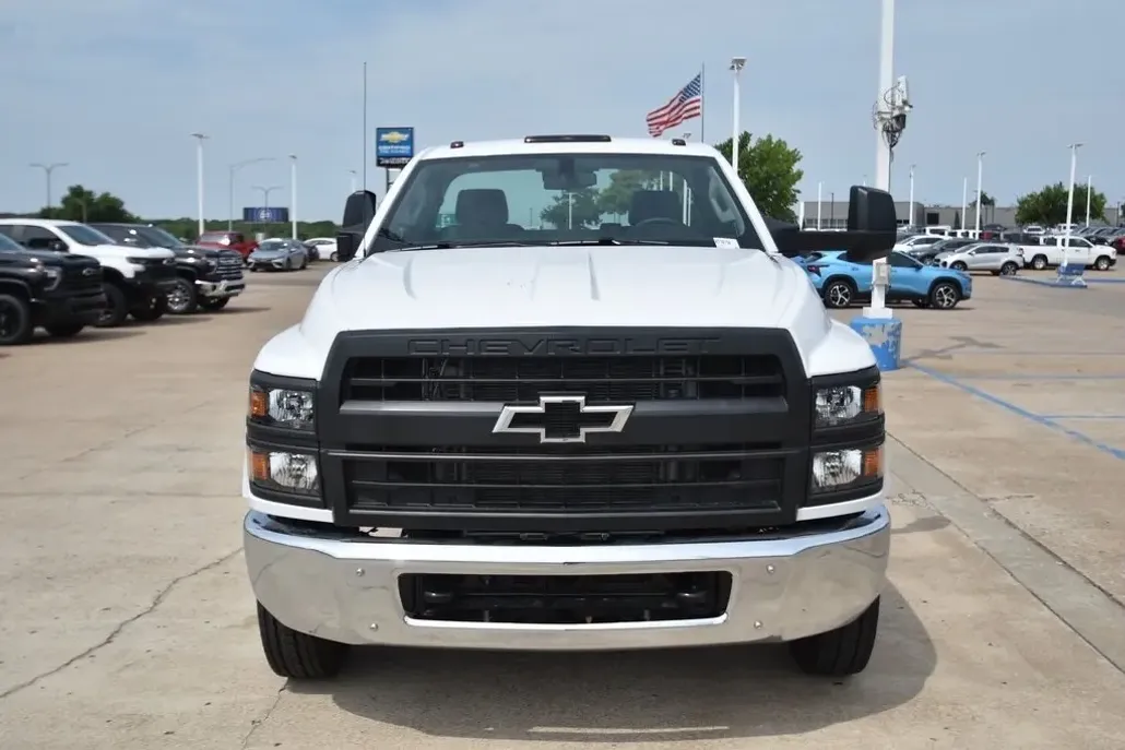 2024 Chevrolet Silverado 4500HD Work Truck photo 1