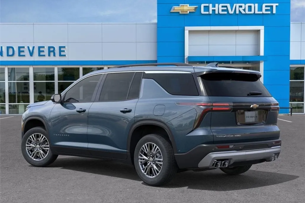 2026 Chevrolet Traverse photo 1
